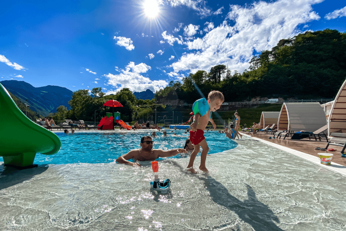 Kempingi z podgrzewanymi basenami we Włoszech – zdjęcie 1