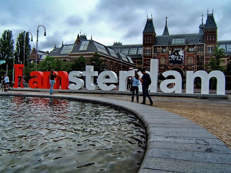 Amsterdam - the city of freedom – main image