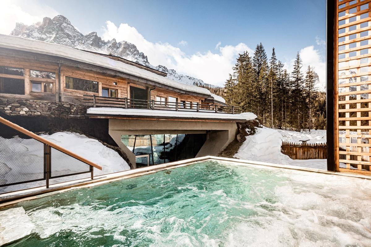 5 winter campsites with swimming pool in the Alps – image 1