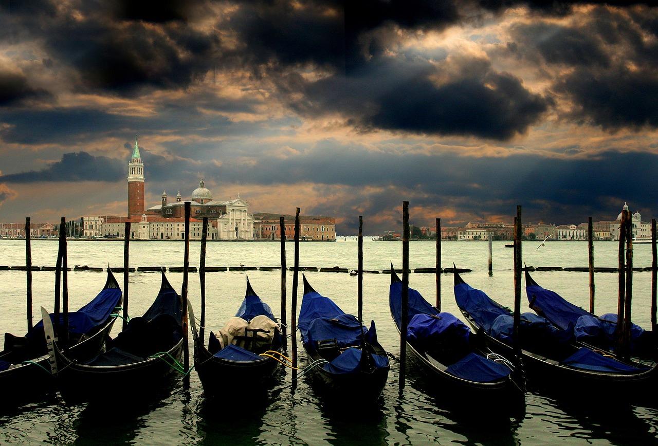 Venice from the deck of a gondola – image 4