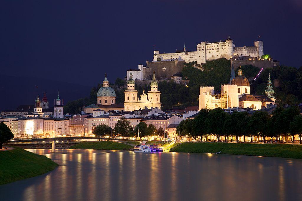 For a coffee in Salzburg – image 3