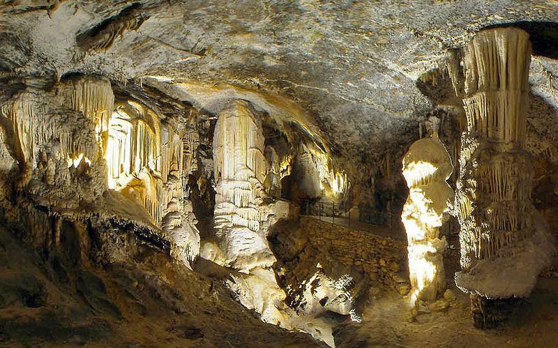 Hidden from sight - Slovenian caves – image 3
